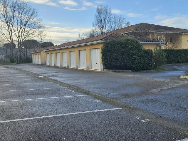 Garage vente à Toulouse, Aucamville