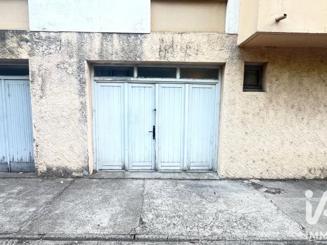 Garage vente à Clos d'Orville, Nîmes