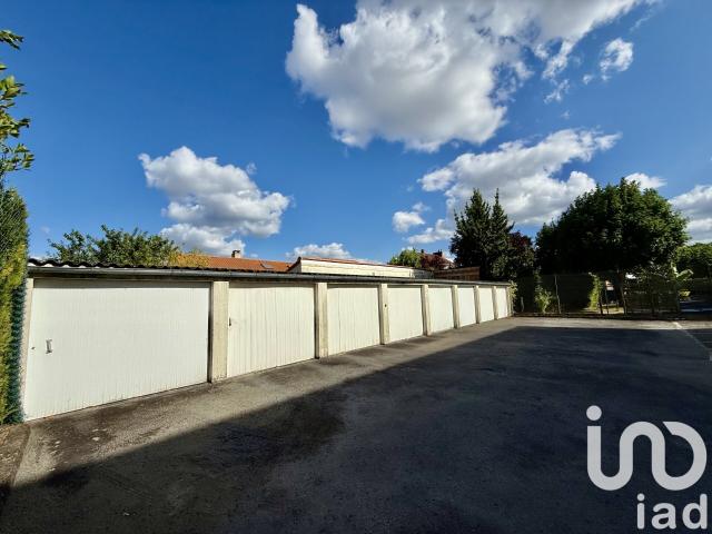 Garage vente à Nantes, Rezé