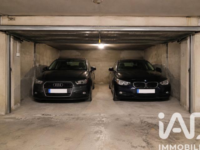 Garage vente à Paris, Île-de-France