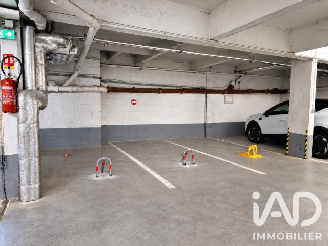 Garage vente à Paris 8e Arrondissement, Paris