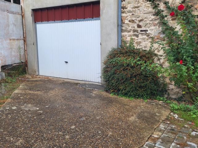 Garage vente à Lotissement de la Vigne, Sillé-le-Guillaume