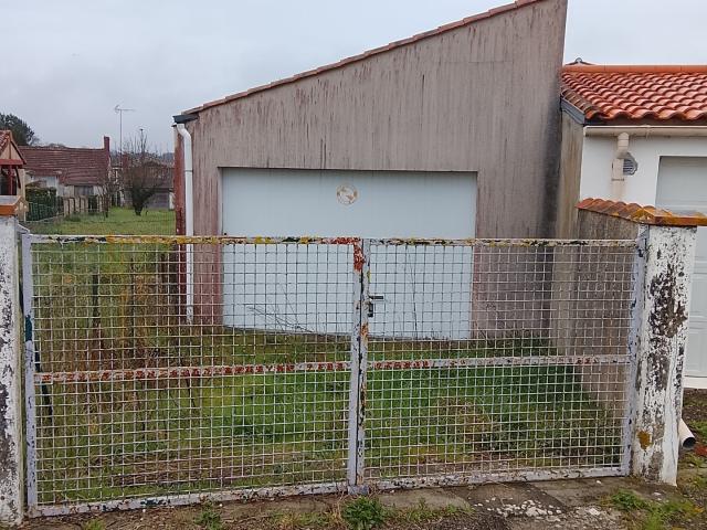 Garage vente à Les Sables-d'Olonne, Avrillé