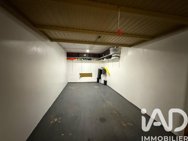 Garage vente à Arrondissement de Toulon, La Londe-les-maures