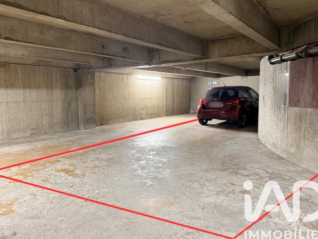 Garage vente à Paris, Île-de-France
