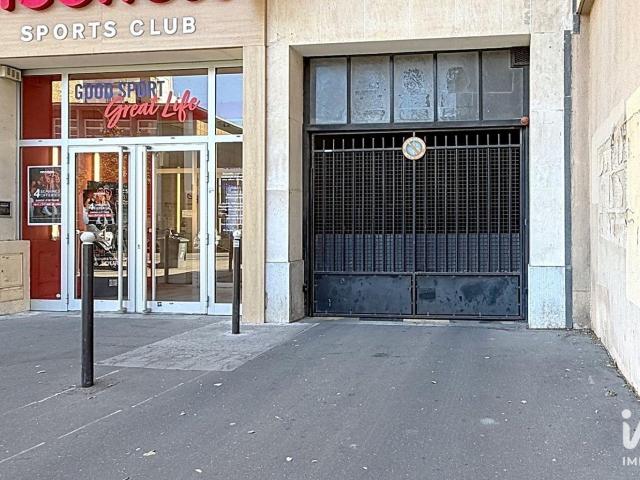 Garage vente à Paris 20e Arrondissement, Paris