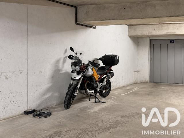 Garage vente à Paris 11e Arrondissement, Paris