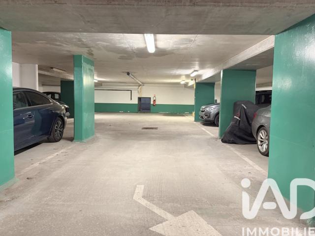 Garage vente à Versailles, Le Chesnay