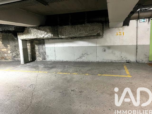 Garage vente à Paris, Île-de-France