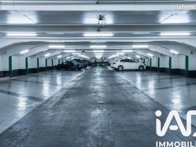 Garage vente à Paris, Île-de-France