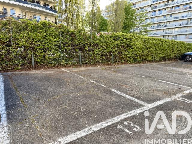 Garage vente à Nanterre, Courbevoie