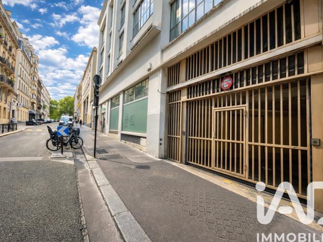 Garage vente à Paris, Île-de-France