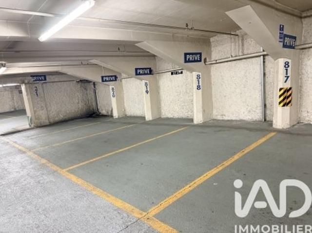 Garage vente à Paris, Île-de-France