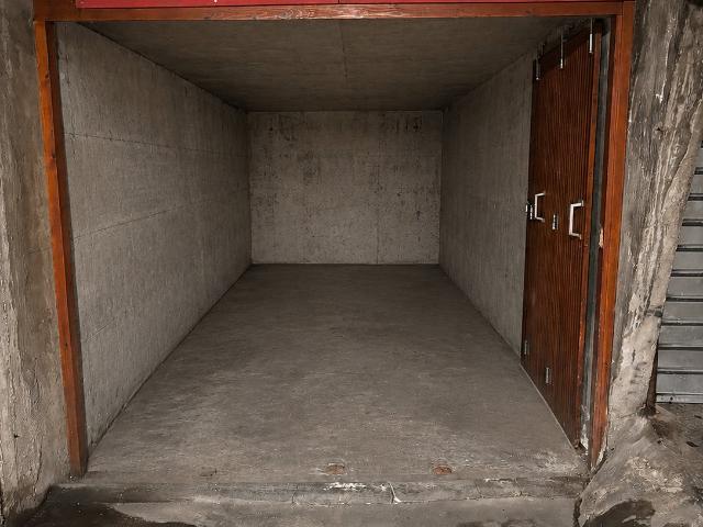 Garage vente à Bobigny, Bagnolet