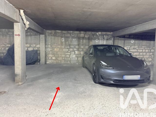 Garage vente à Paris, Île-de-France