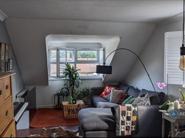 Apartment for rent in Maryland, Greater London