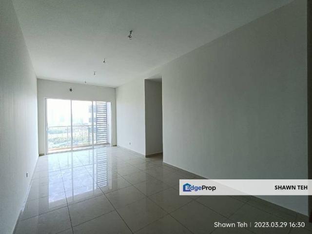 Condominium for sale in Malaka