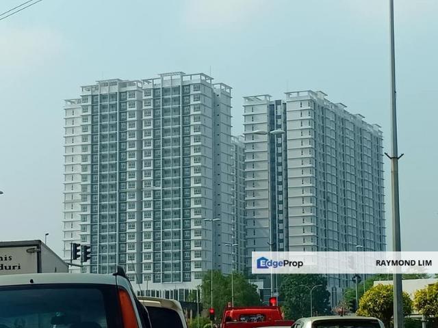 Condominium for sale in Malaka