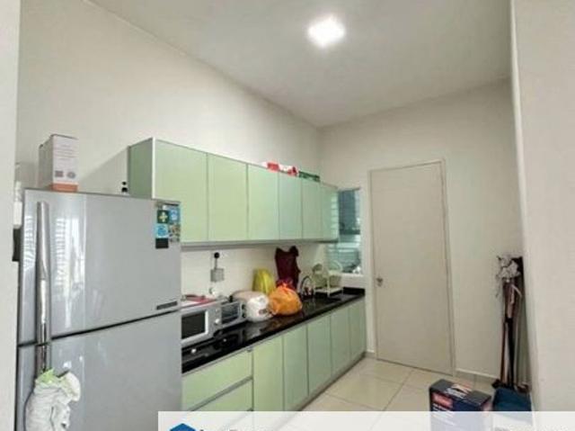 Condominium for sale in Malaka