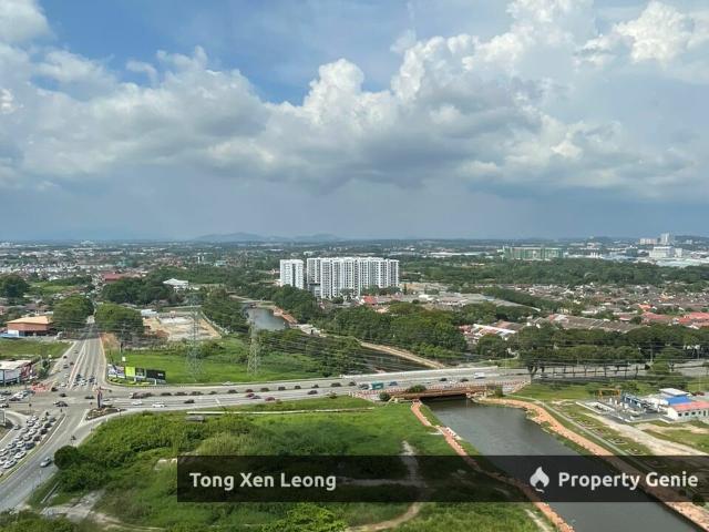 Condominium for sale in Malaka