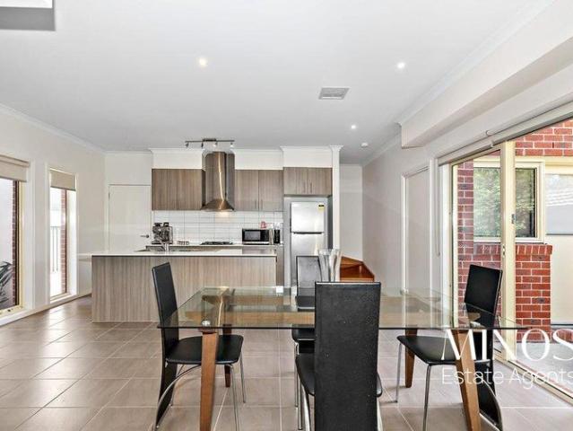 Townhouse for rent in Camerons Creek, Victoria