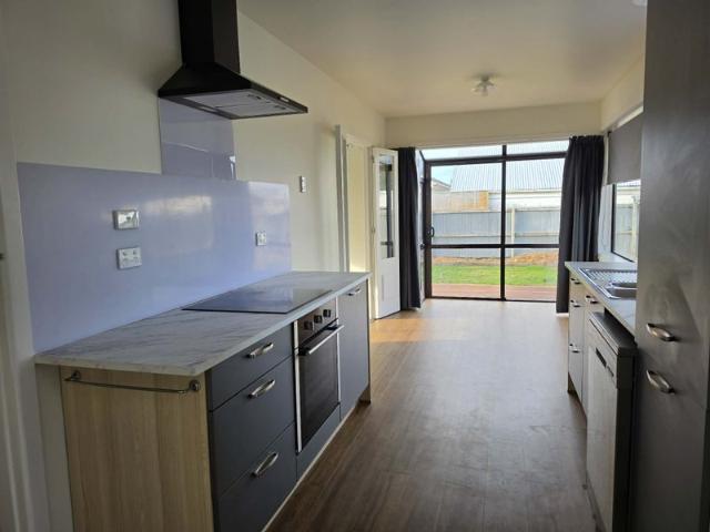 House for rent in Chaslands, Canterbury