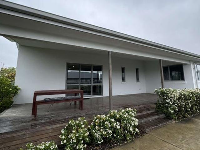 House for rent in Parklands, Christchurch