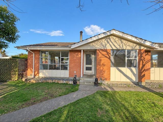 House for rent in Chaslands, Canterbury