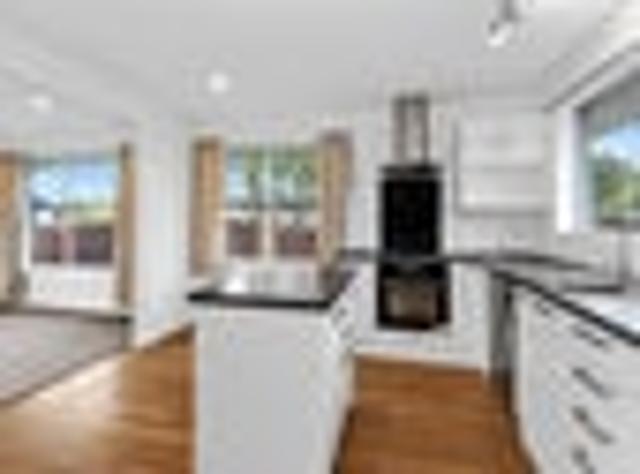 House for rent in Chaslands, Canterbury