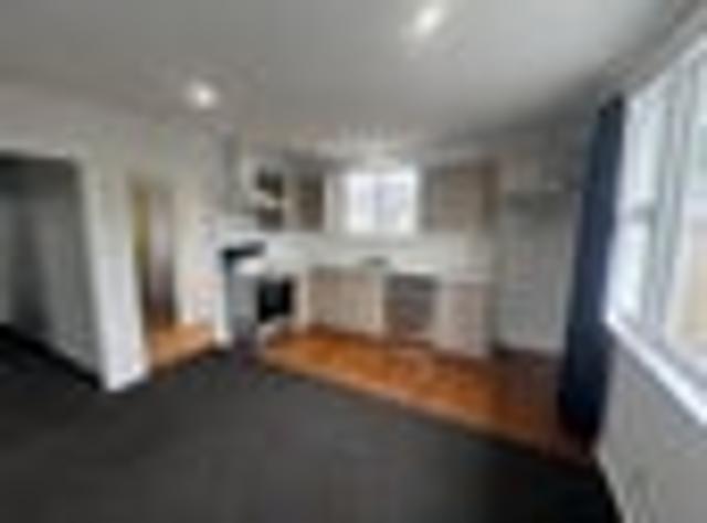 House for rent in Chaslands, Canterbury