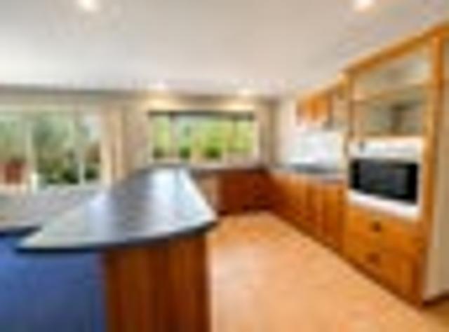 House for rent in Chaslands, Canterbury