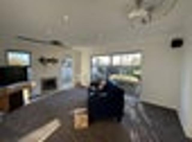 House for rent in Chaslands, Canterbury