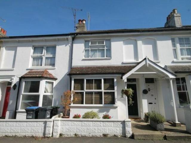 House for rent in Perryfields, West Sussex
