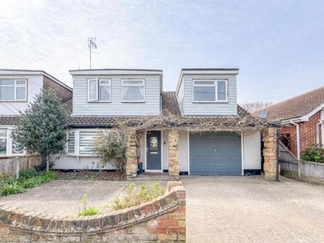 House for sale in Stroud Green, Barling