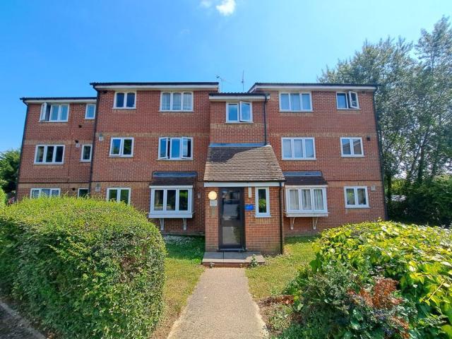 Apartment for rent in Stroud Green, Barling