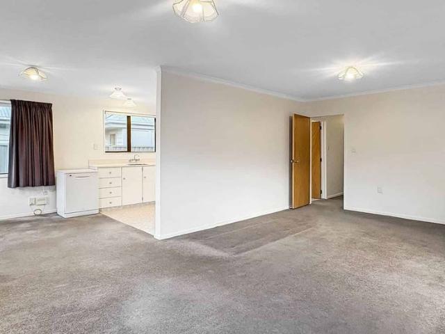 House for rent in Chaslands, Canterbury