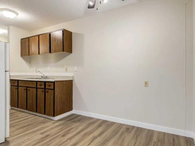 Apartment for rent in Wedgewood, Alberta