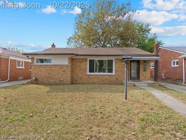 House for sale in Oak Park, Michigan