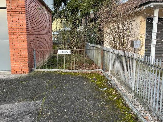 Garage mieten in Oberwil (BL), Basel-Landschaft