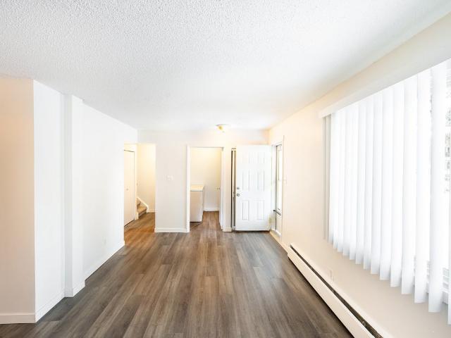 Apartment for rent in Wedgewood, Alberta
