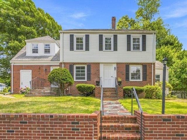 House for sale in Braintree, Massachusetts