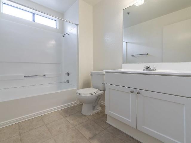 Apartment for rent in Santa Ana, California