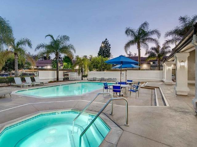 Apartment for rent in Santa Ana, California