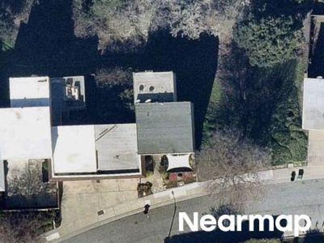 Townhouse for sale in El Sobrante