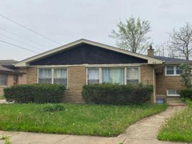 House for sale in Dolton