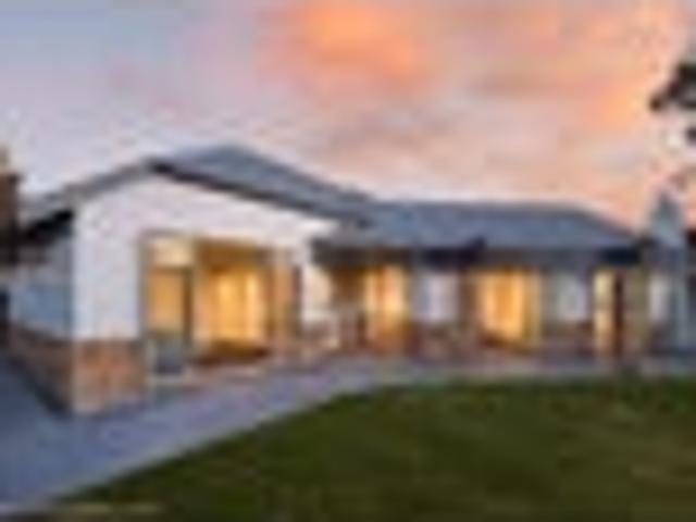 House for sale in Chaslands, Canterbury