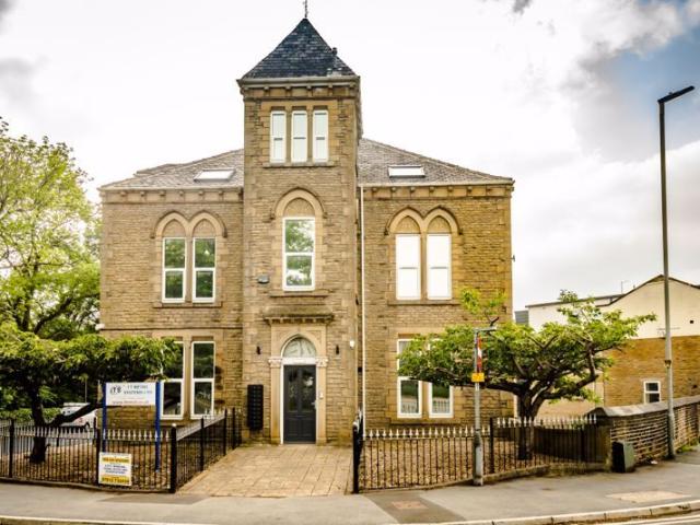 House for rent in Huddersfield, West Yorkshire