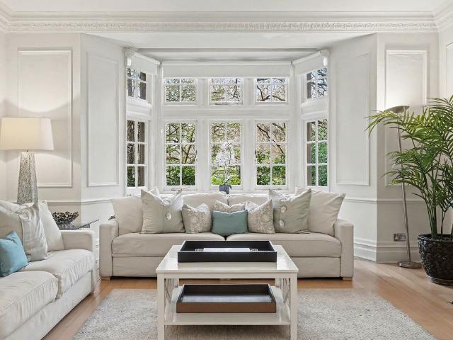 Apartment for rent in Belgravia, Greater London