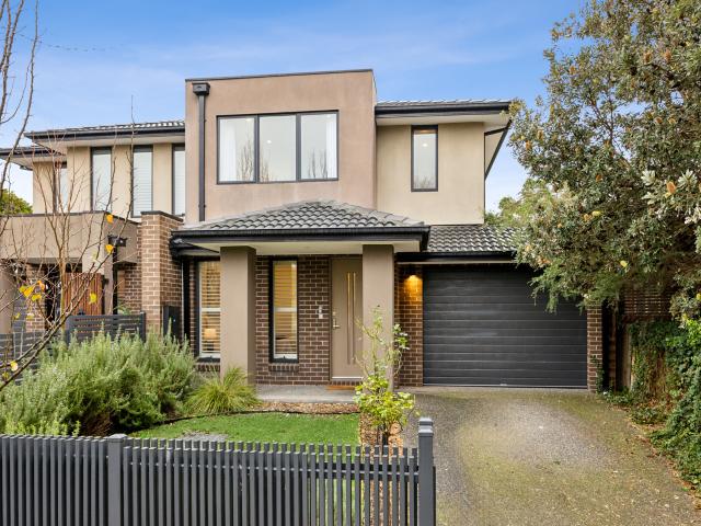 House for sale in Carnegie
