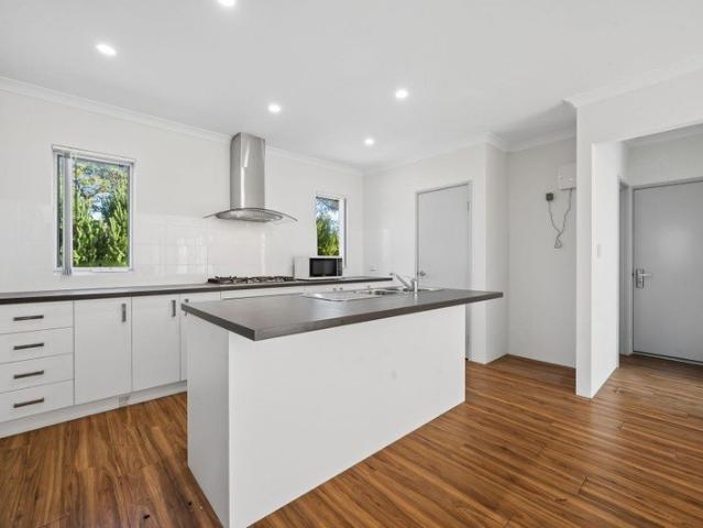 Townhouse for rent in Hammond Park, Western Australia